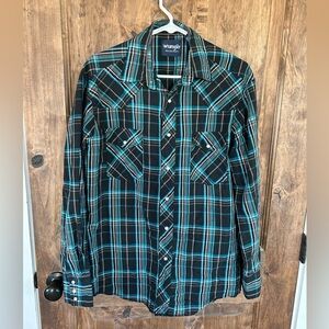 Wrangler Black and Blue Plaid Casual Button Down Shirt